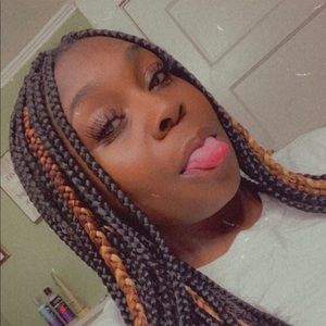 Meet your Posher, Shanequa